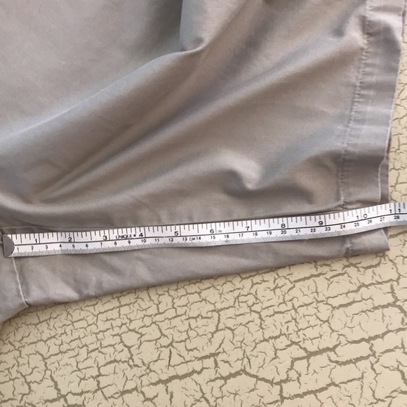 Tommy Bahama 10” Bermuda Short - Picture 7 of 8